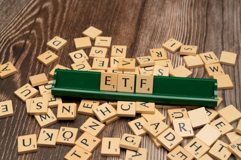 What Are The Advantages Of Investing In ETFs?